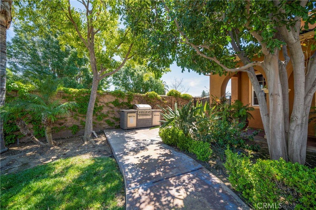 8224 Fieldstream Court