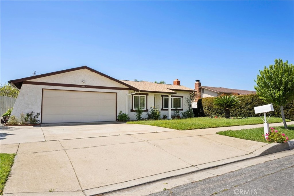10203 Monte Vista Street