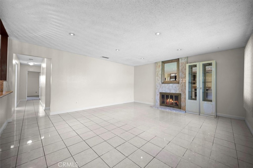 10203 Monte Vista Street