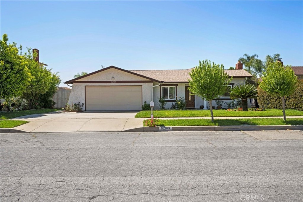 10203 Monte Vista Street
