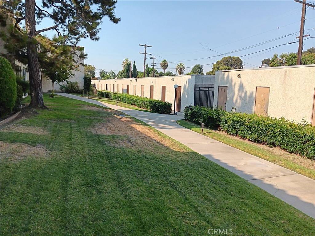 4501 Peck Road 10
