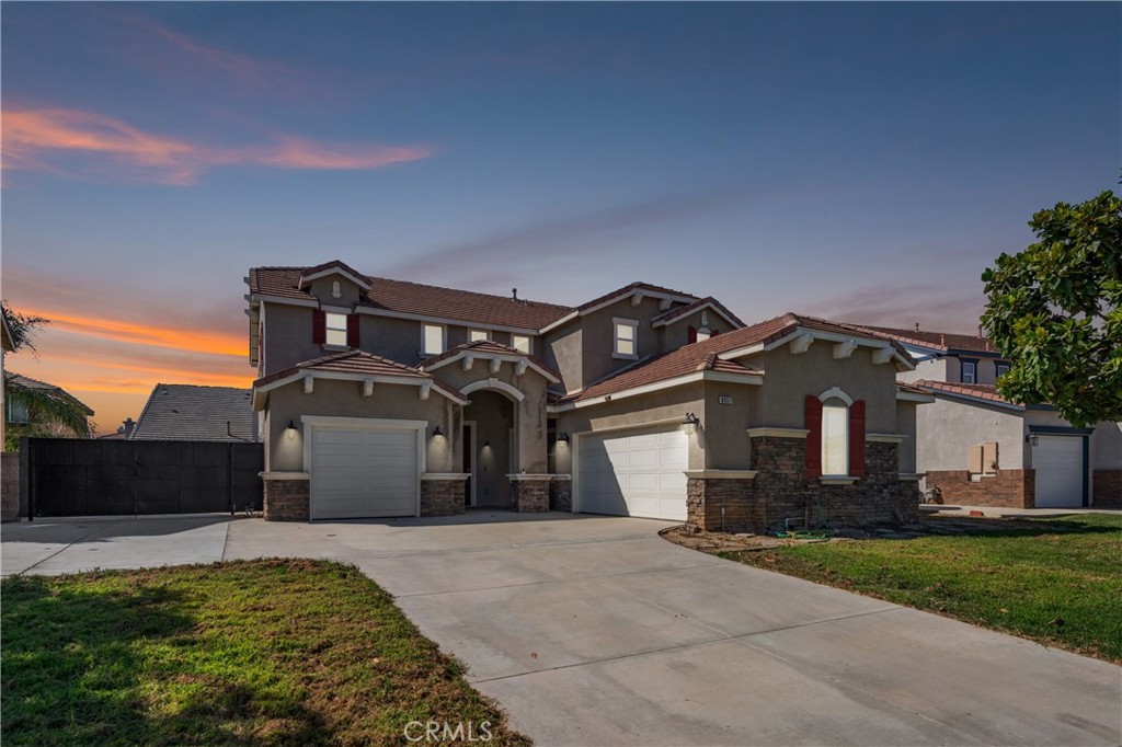 6557 Moonriver Street