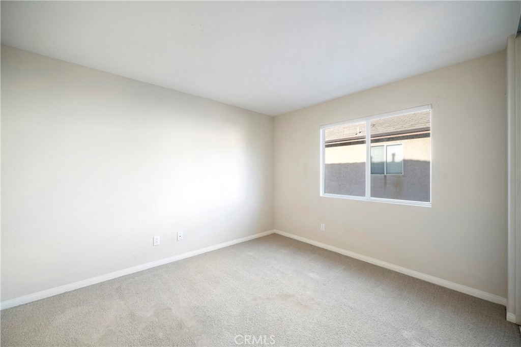 44458 Nighthawk Pass