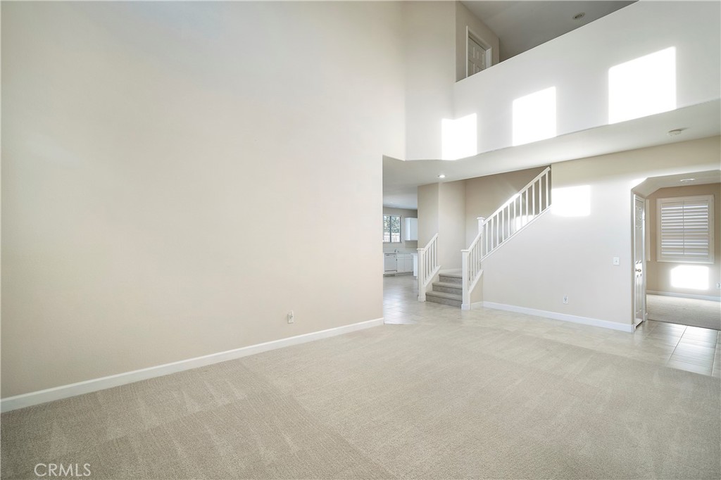 44458 Nighthawk Pass