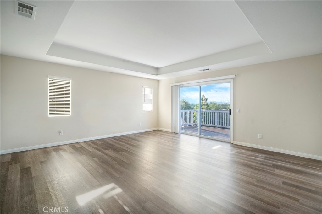 44458 Nighthawk Pass