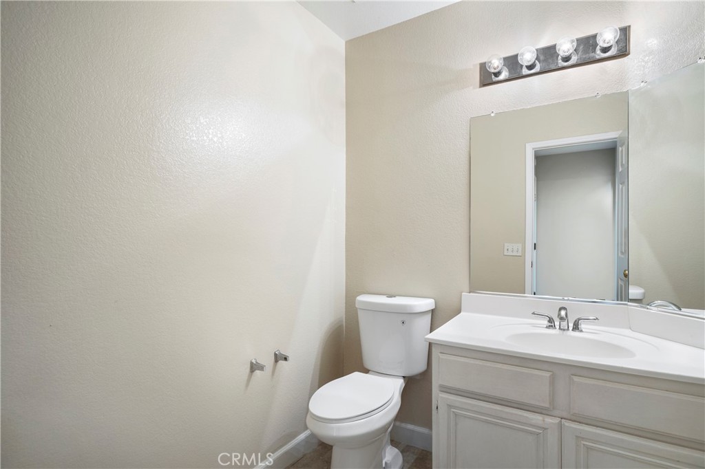 44458 Nighthawk Pass