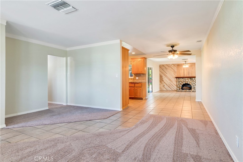 926 E Delaware Avenue