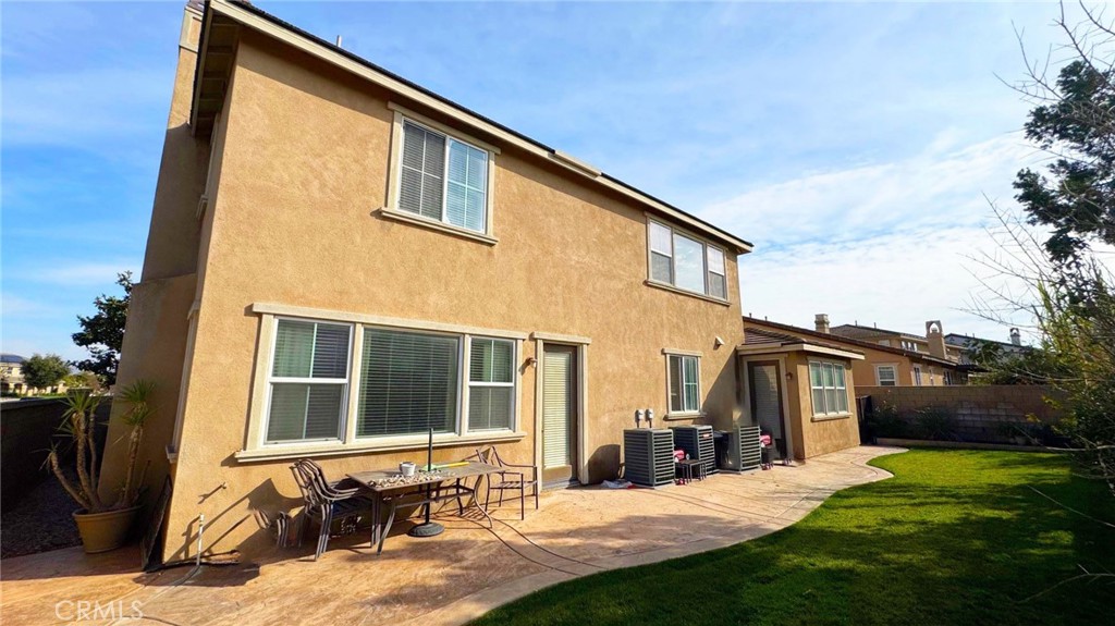 8215 Lost River Road