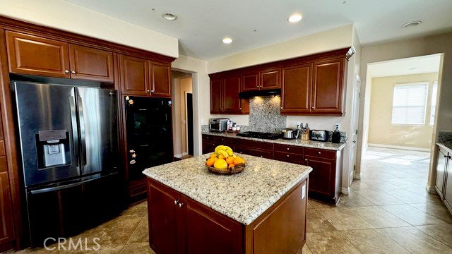 8215 Lost River Road