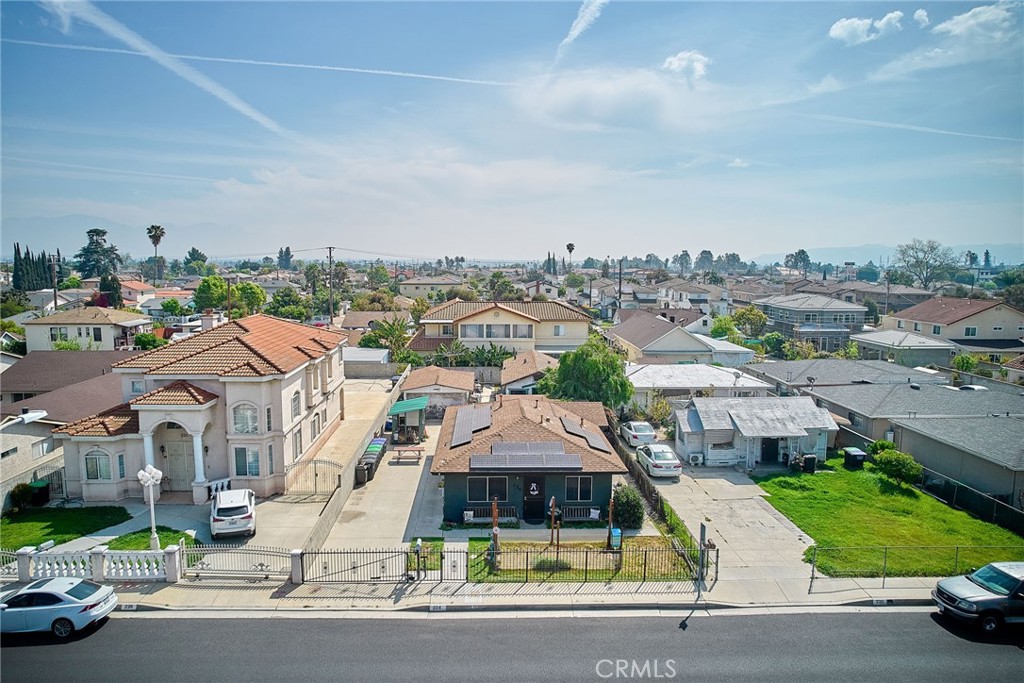 224 N ORANGE Avenue