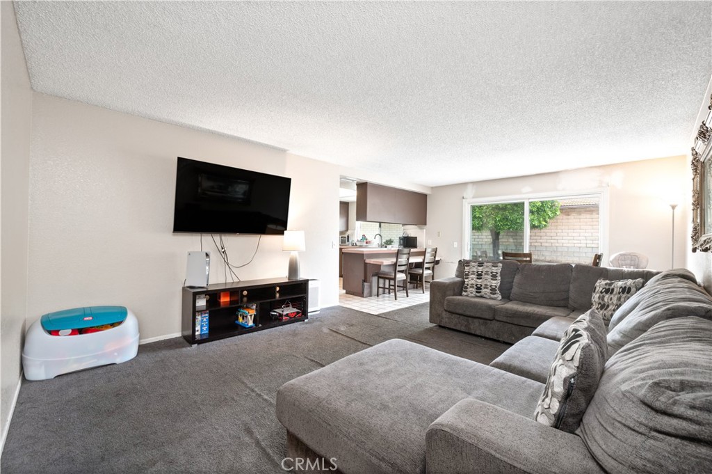 4336 Aliso Circle