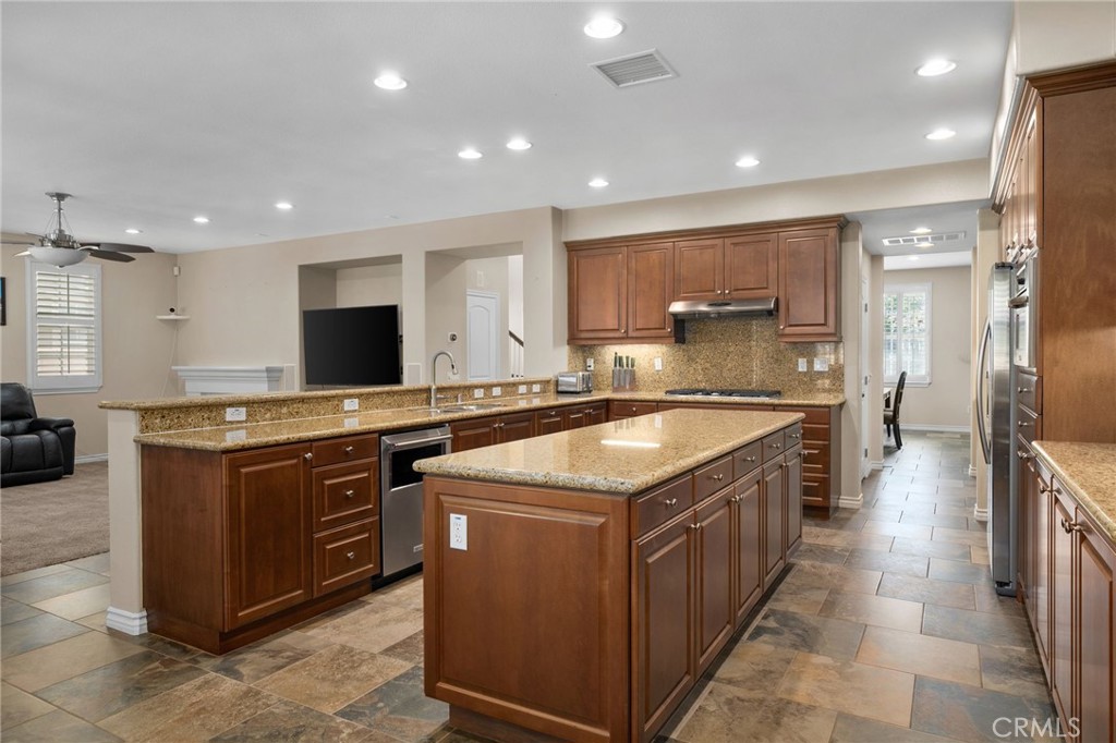 14538 Eagle River Road