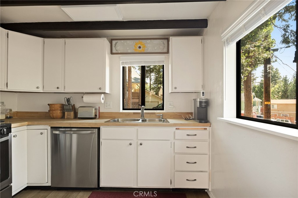 2398 Whispering Pines Drive