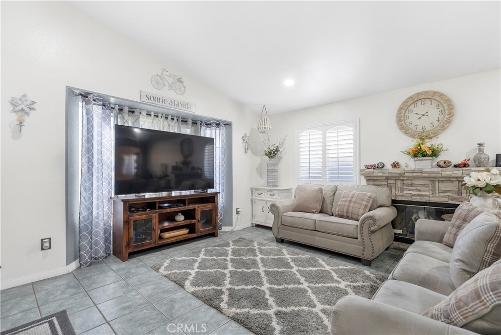 8281 Paisley Lane