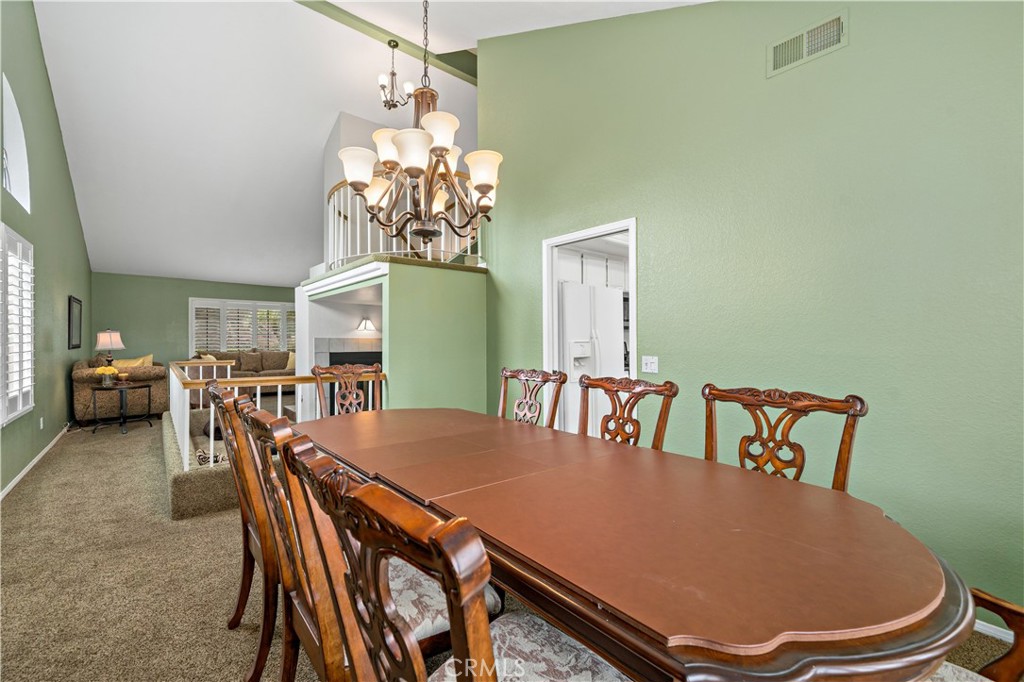 2028 Turquoise Circle