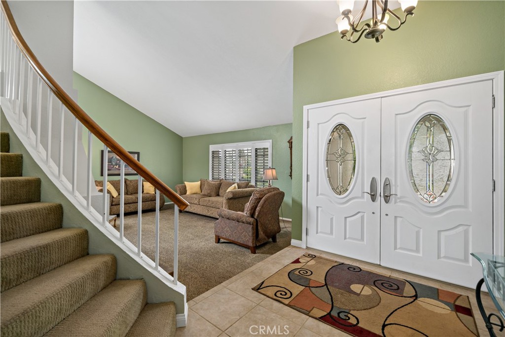 2028 Turquoise Circle