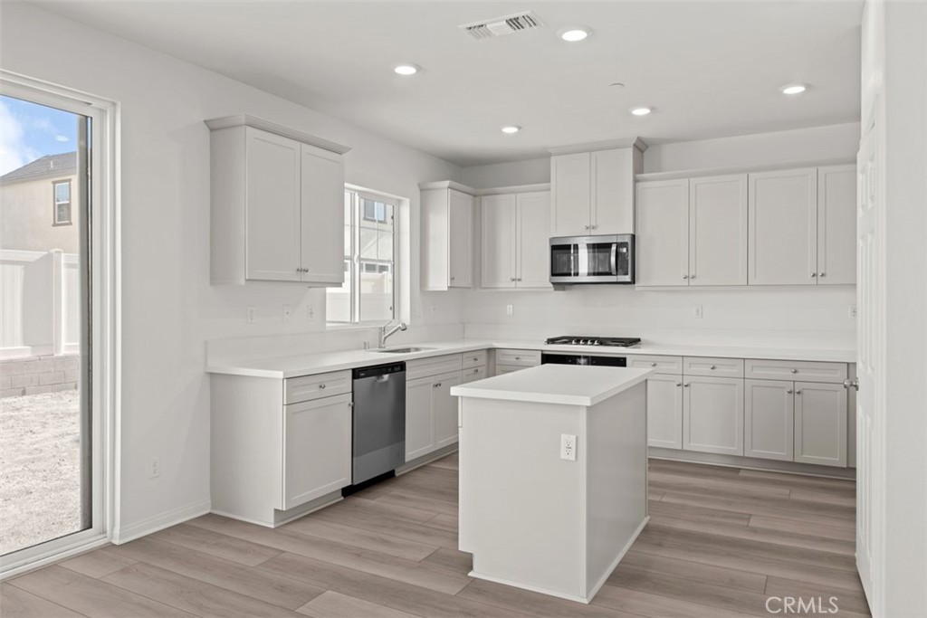 16535 Trailblazer Avenue