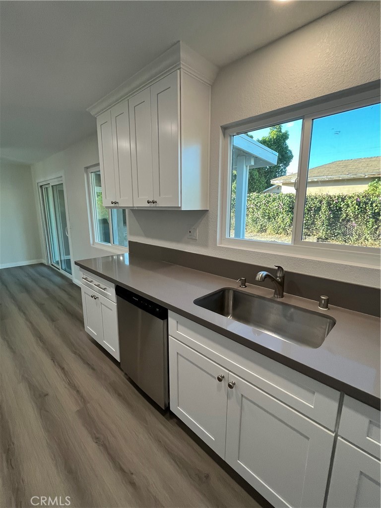 5462 La Deney Street