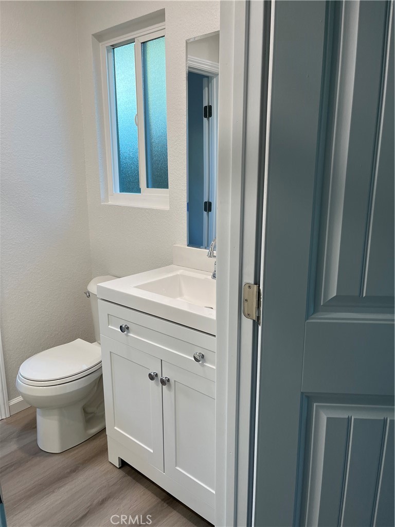 5462 La Deney Street