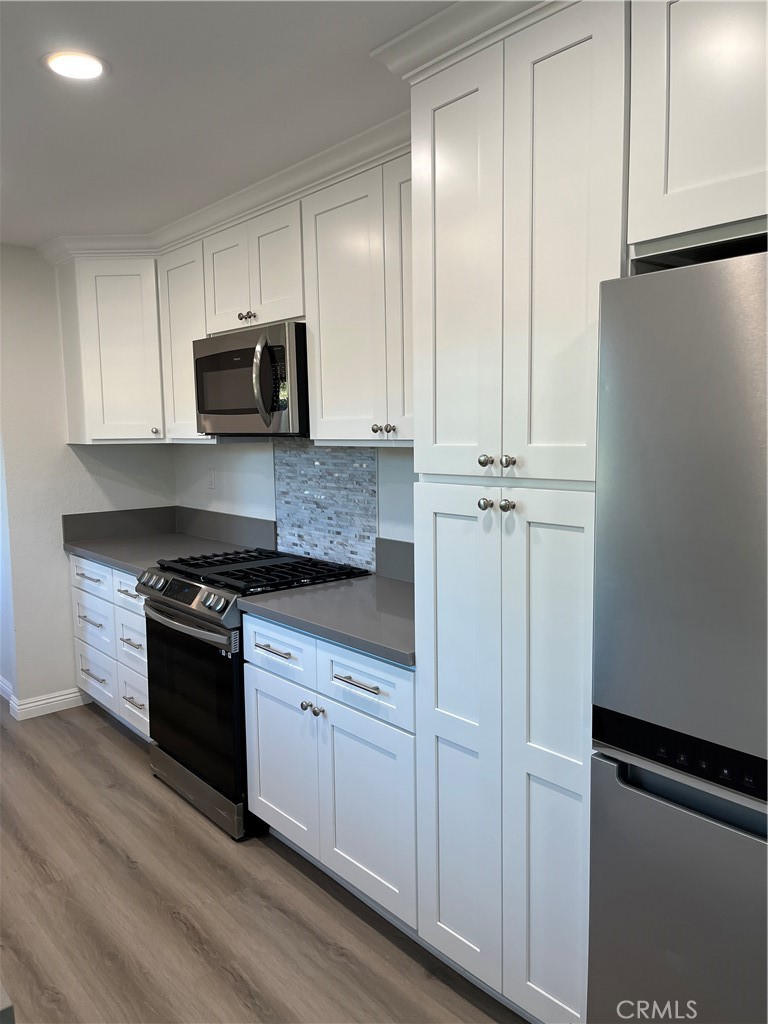 5462 La Deney Street