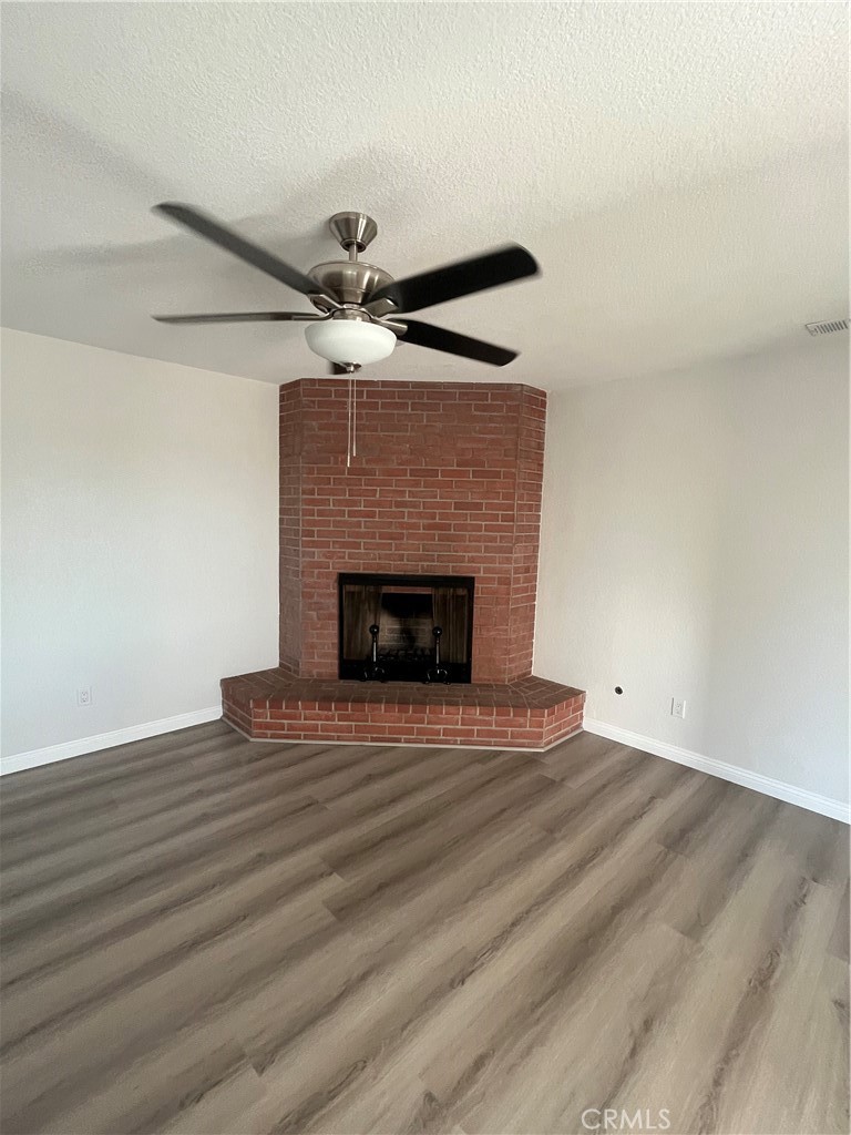 5462 La Deney Street