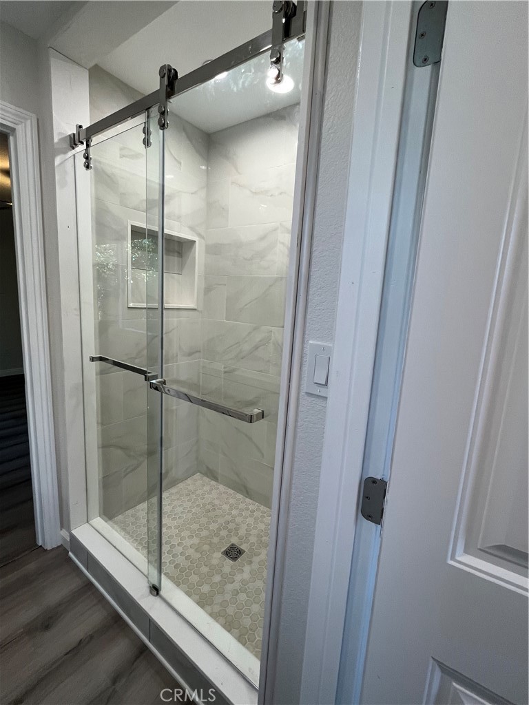 5462 La Deney Street