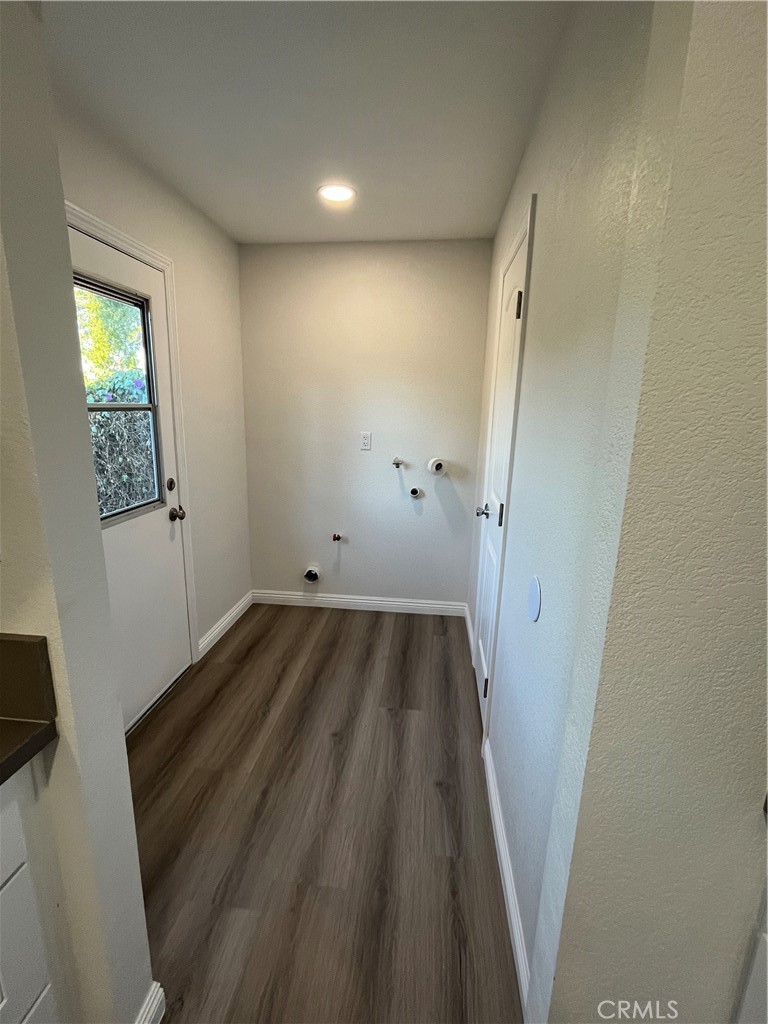 5462 La Deney Street