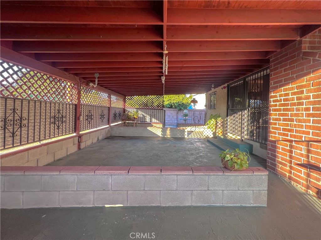 1103 Vineland Avenue