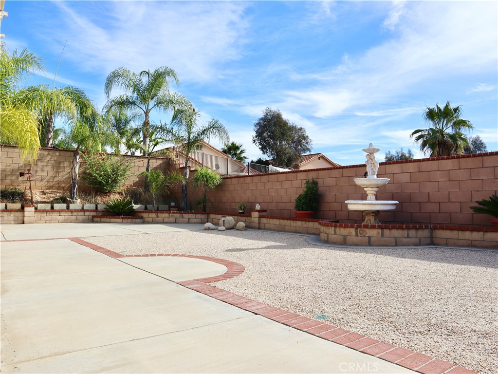 21475 Dickinson Road