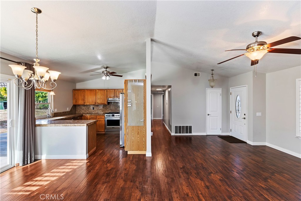 20585 Camino Del Sol