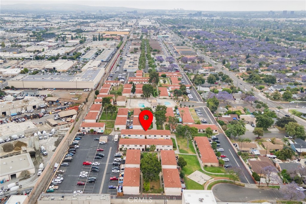 1001 E Camile Street H3