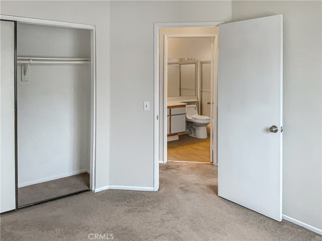 1758 W Quartermaster Street