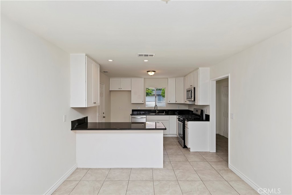 4055 Mt Vernon Avenue