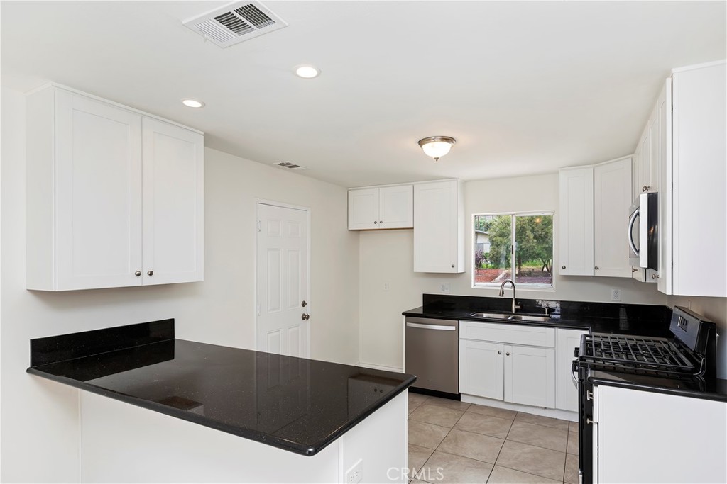 4055 Mt Vernon Avenue