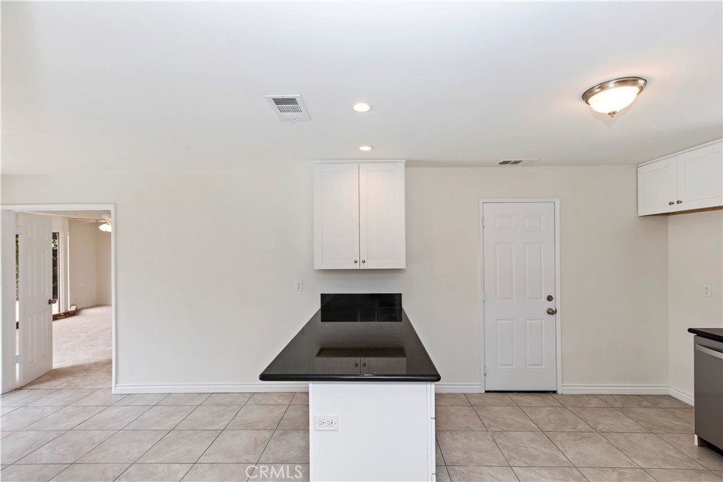 4055 Mt Vernon Avenue