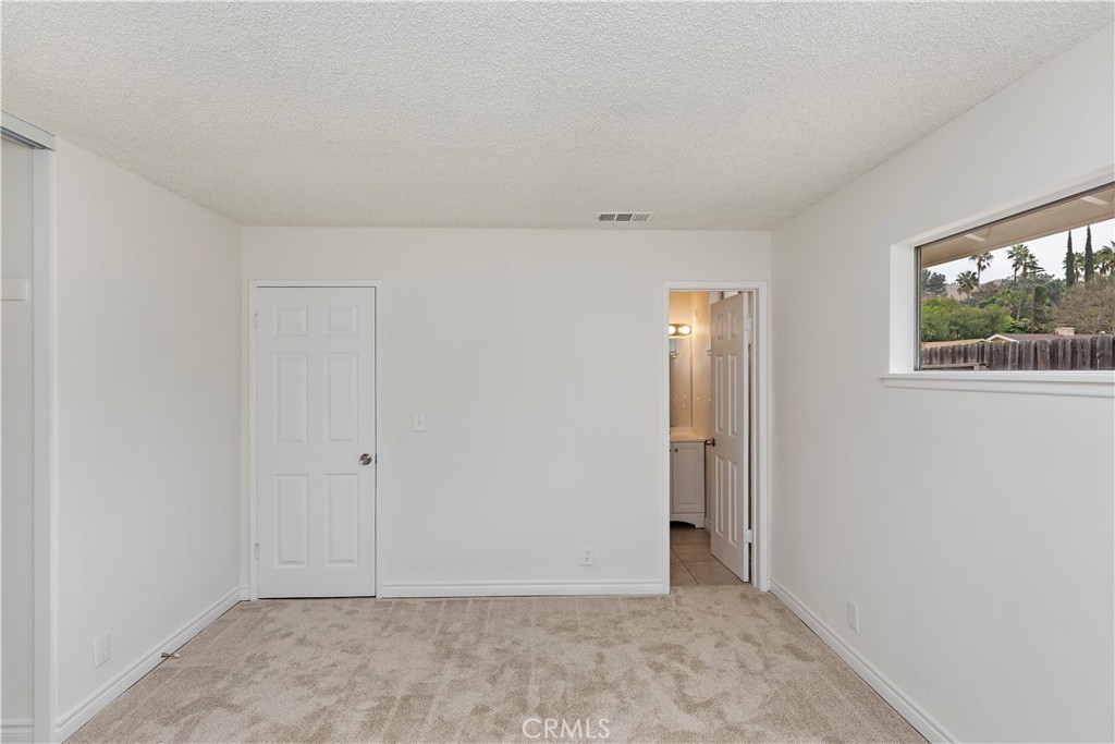 4055 Mt Vernon Avenue