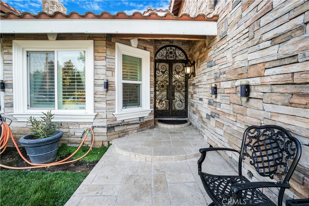 50 Falcon Ridge Drive