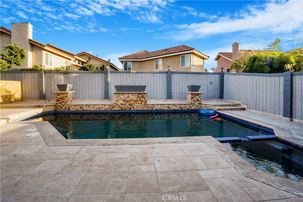 50 Falcon Ridge Drive