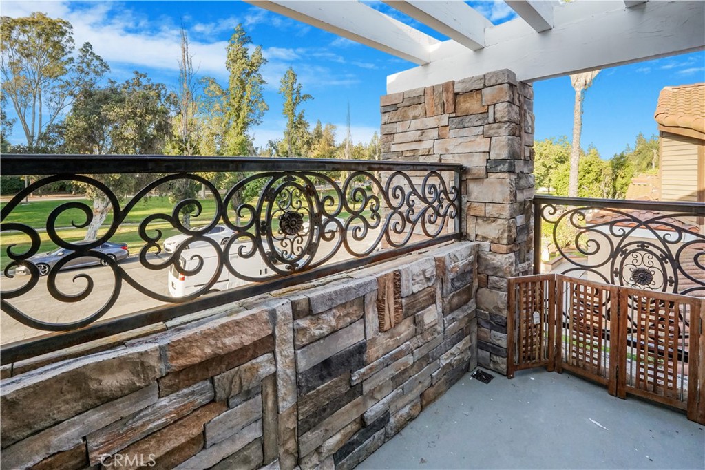 50 Falcon Ridge Drive