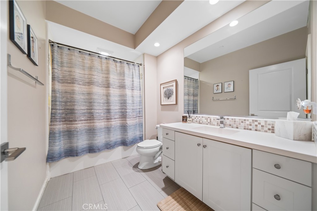 216 Bishop Landing