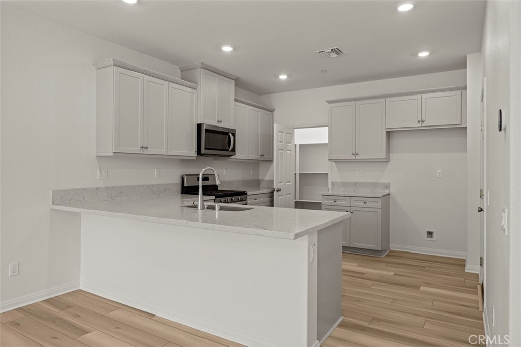 3901 E Coronado Privado