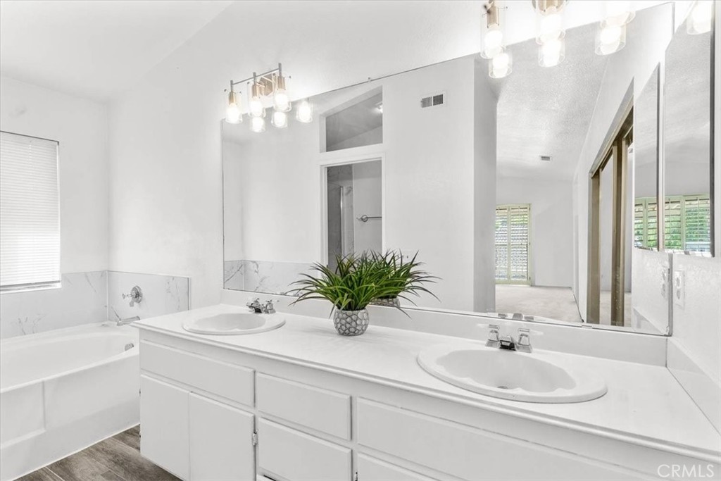 10369 Crest Brook Drive