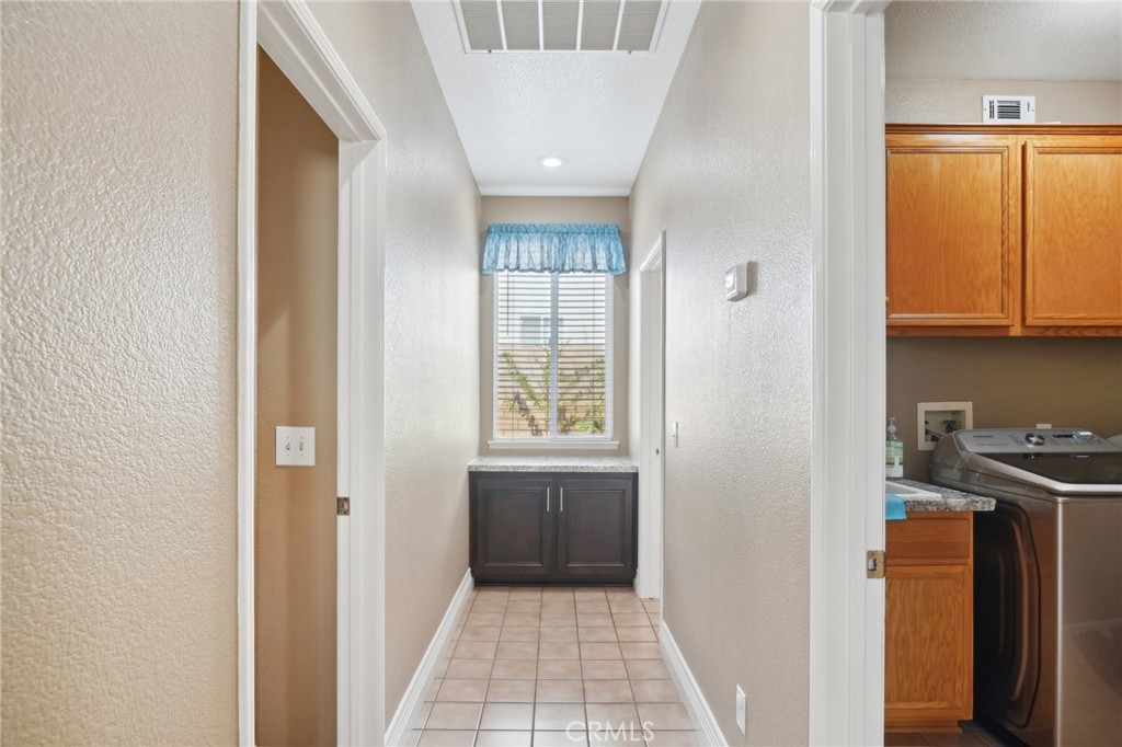 2150 Whitman Way