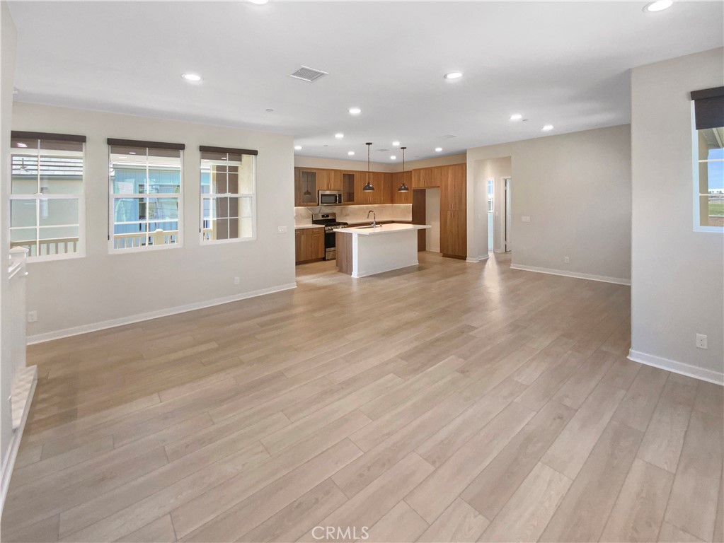 16135 Sandpiper Avenue