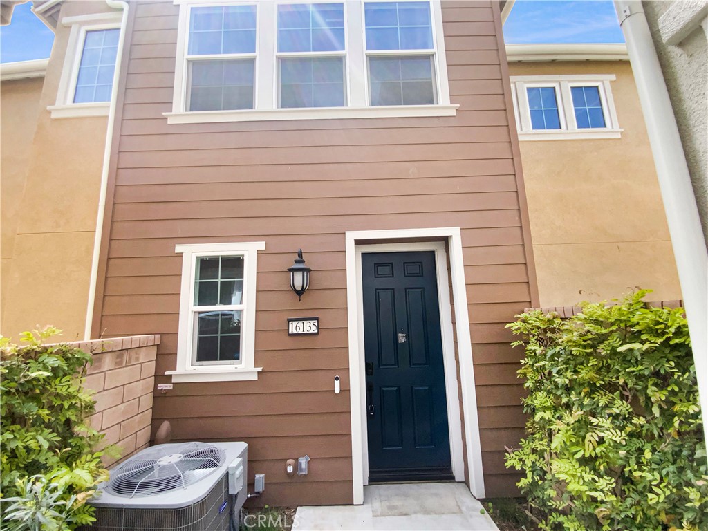 16135 Sandpiper Avenue