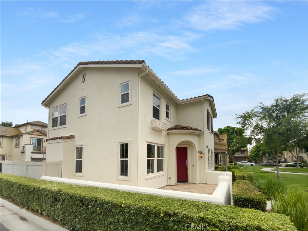 8062 Holland Park Street