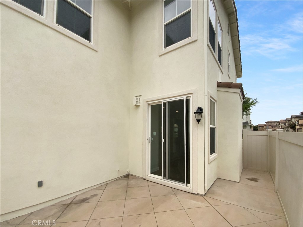 8062 Holland Park Street