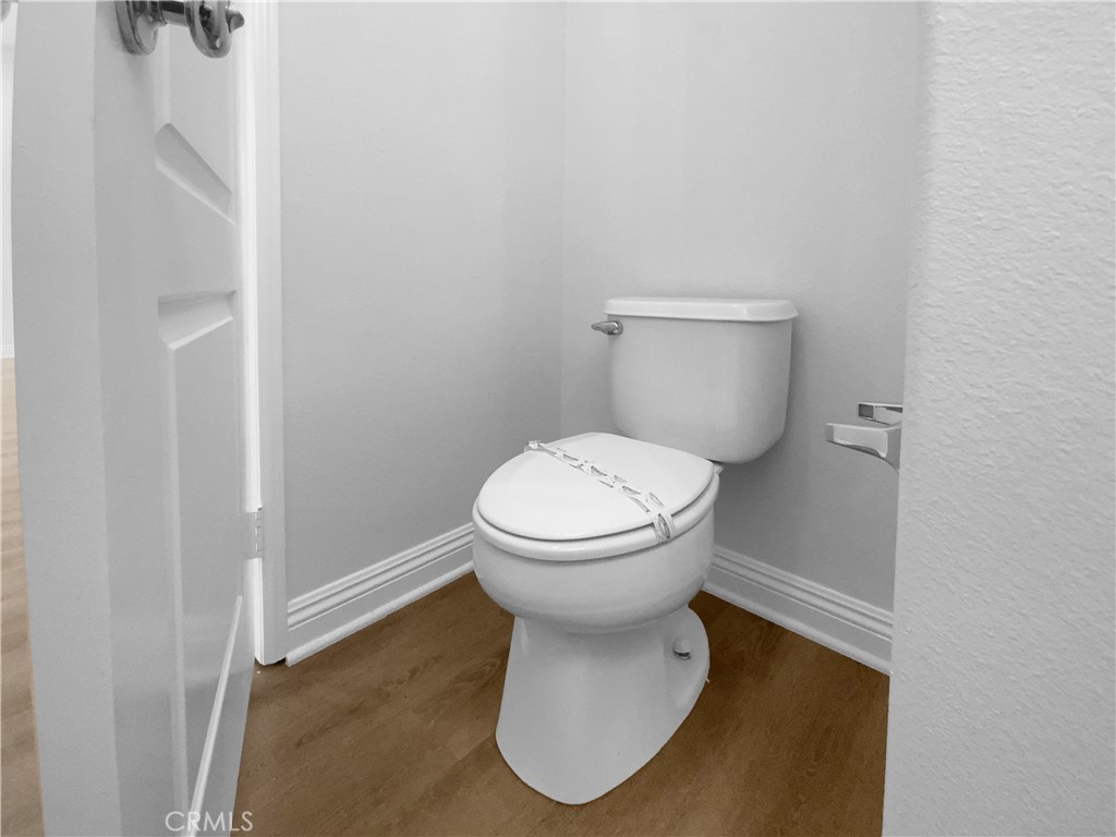 8062 Holland Park Street