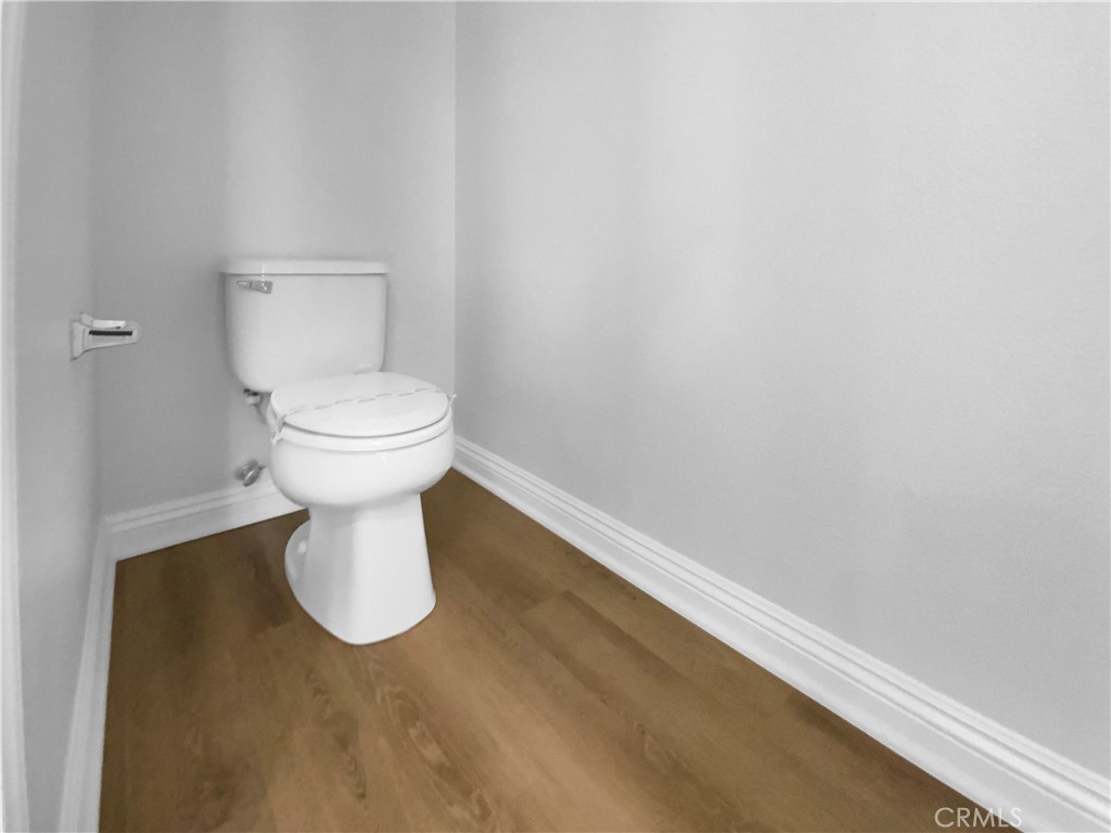 8062 Holland Park Street