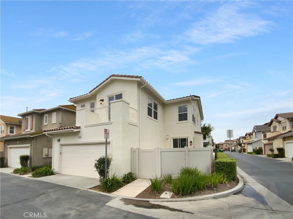 8062 Holland Park Street